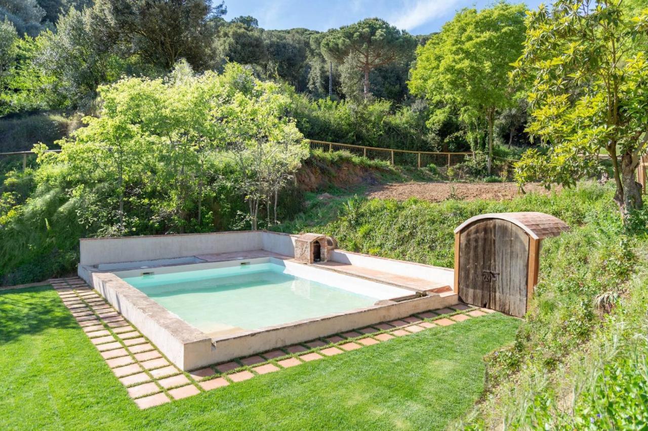 Nits De Bosc Guest House Vilassar De Dalt Exterior photo